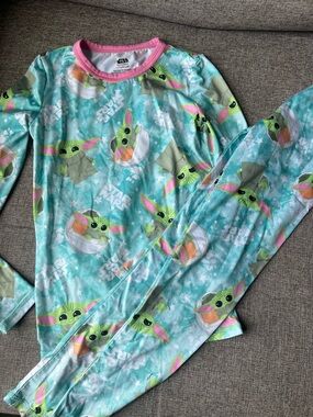 Cuddl Duds girls size small long underwear / base layer